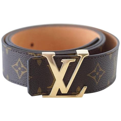 lv buckle belt.